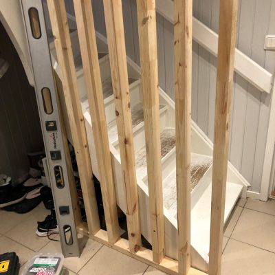 Montering av spaljé i trapphus