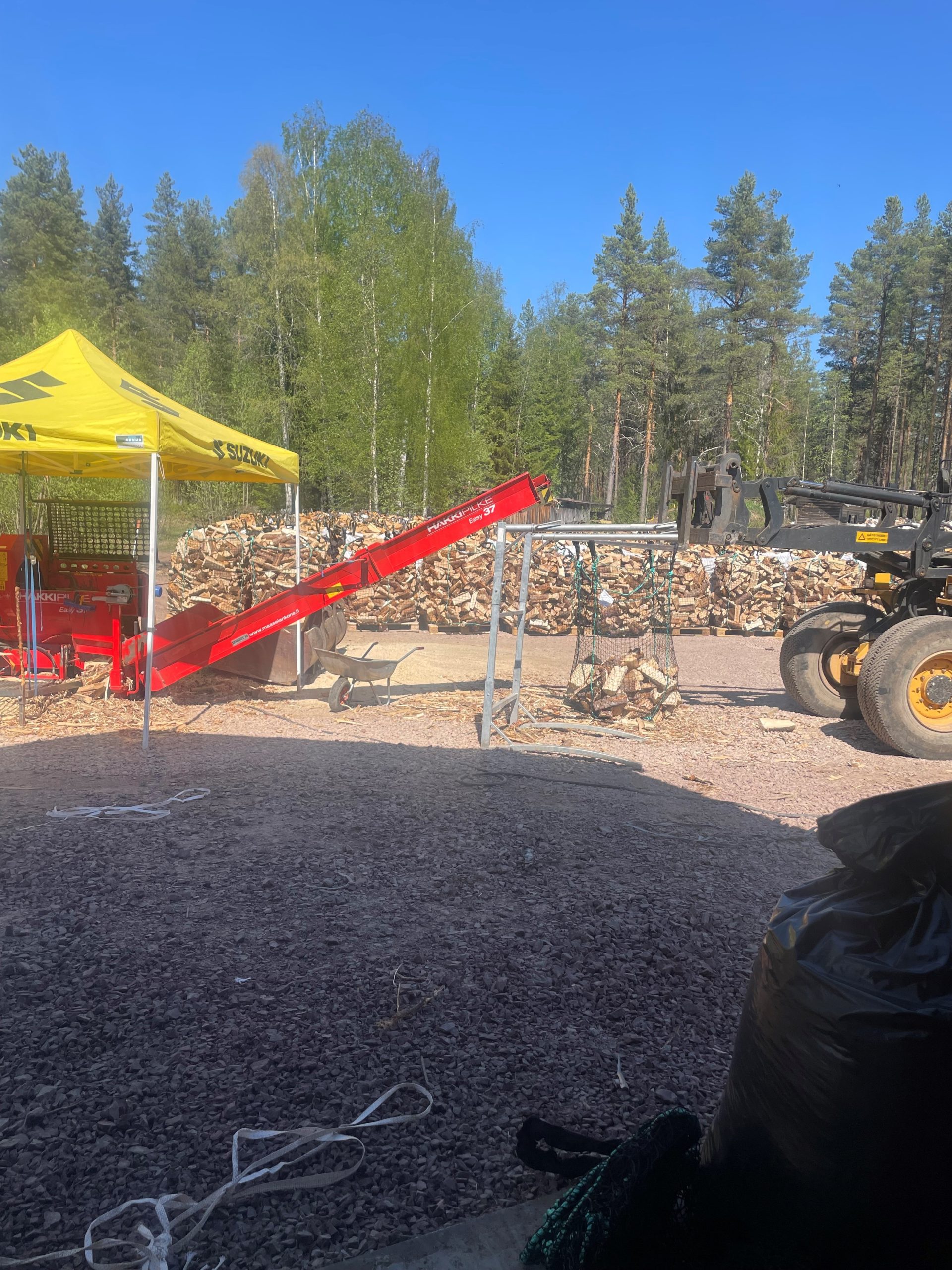 Vedtillverkning av björkved och Barrved Tall/Gran